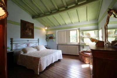 Rustikální vila nad Camaiorem