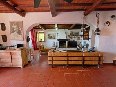 Vila s výhledem na moře na izolovaném místě