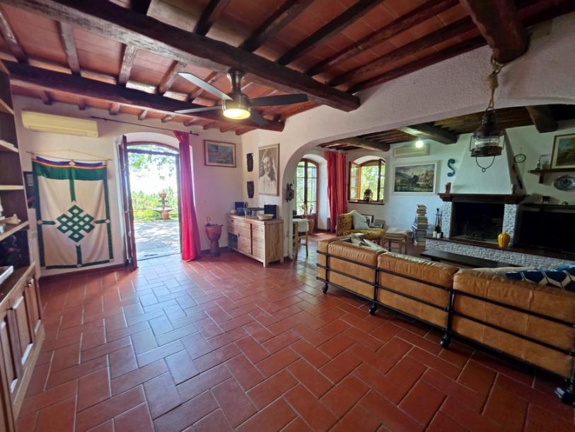 Vila s výhledem na moře na izolovaném místě-8