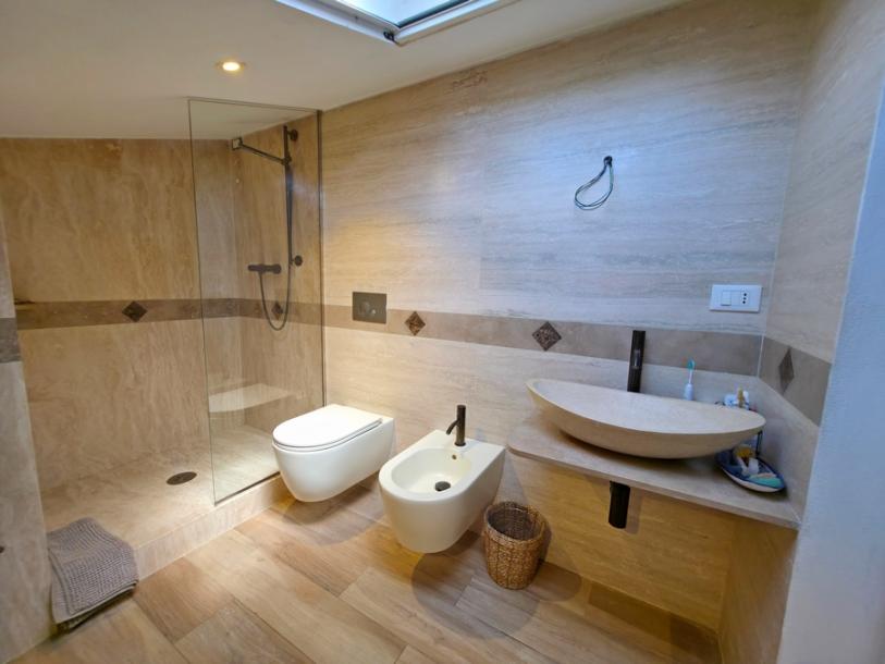 Vila s výhledem na moře na izolovaném místě-15