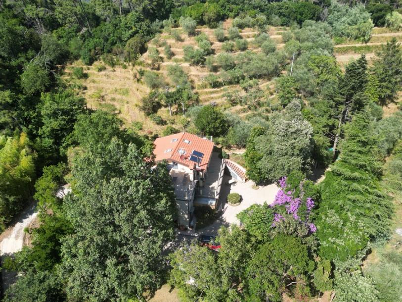 Vila s výhledem na moře na izolovaném místě-3