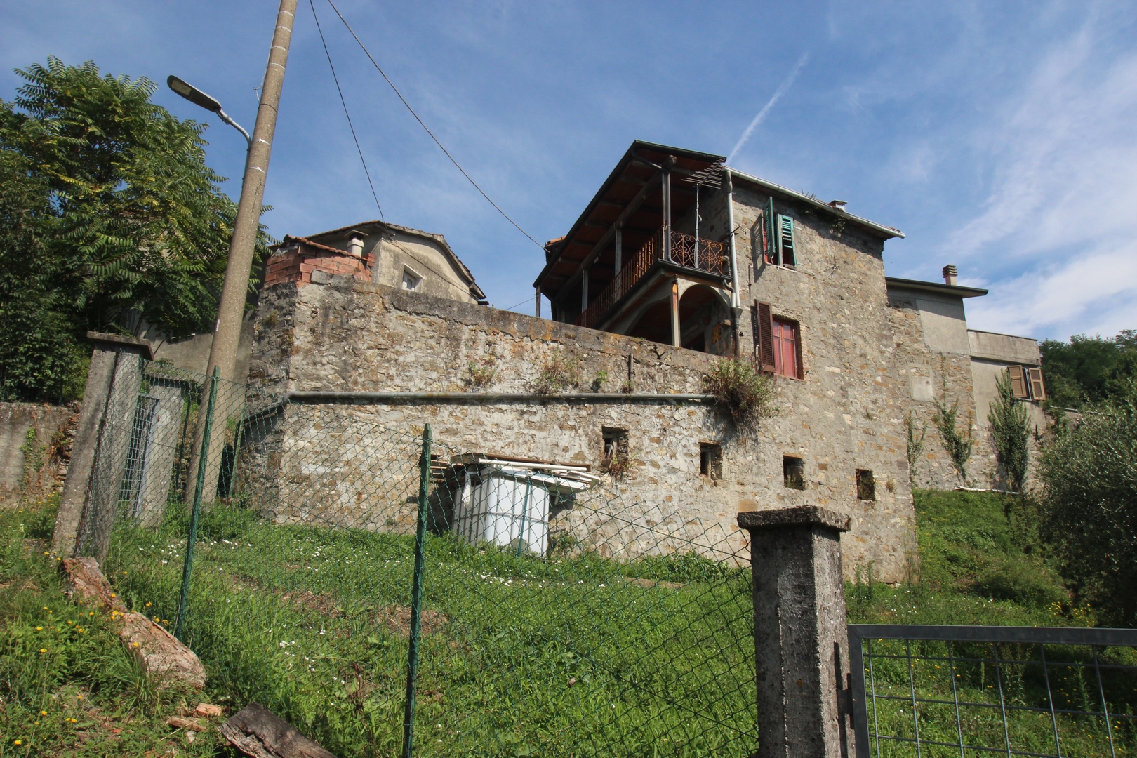 Renovierungsbedürftiges Rustico in der Lunigiana