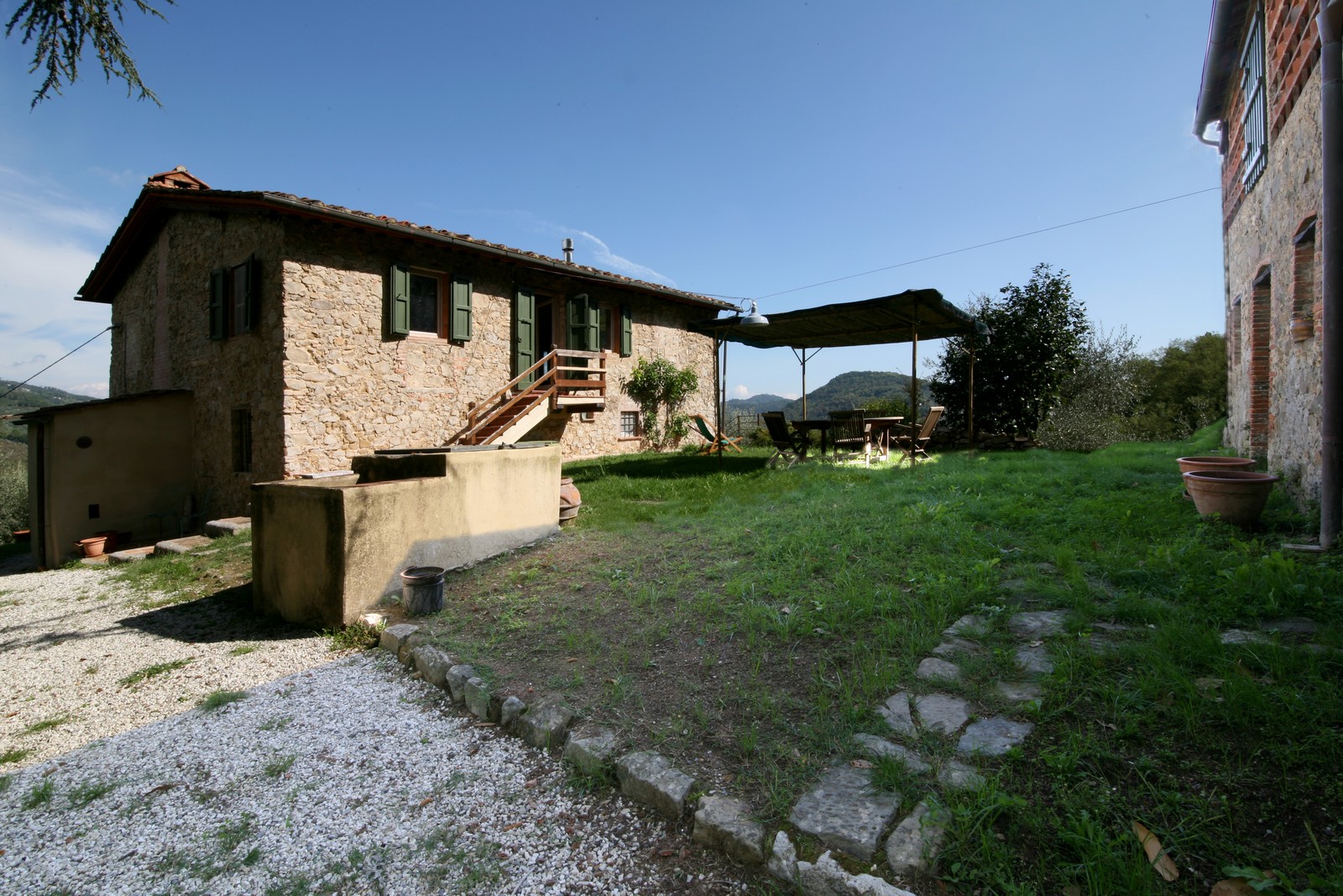 Large restored stone house near to Camaiore
