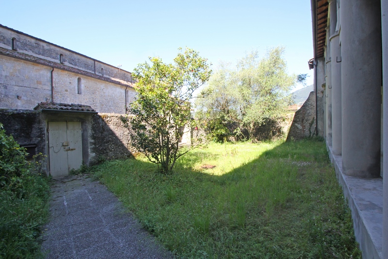 Villa aus ehem. Kloster oder B & B im Zentrum von Camaiore