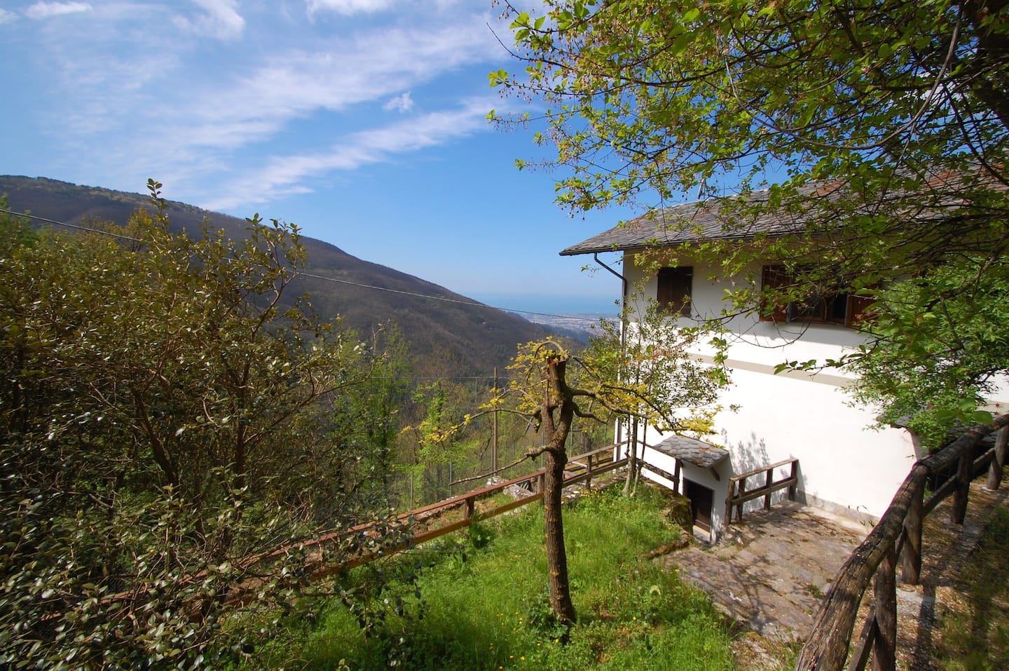 Meerblick - Haus in den Bergen von Massa-Carrara