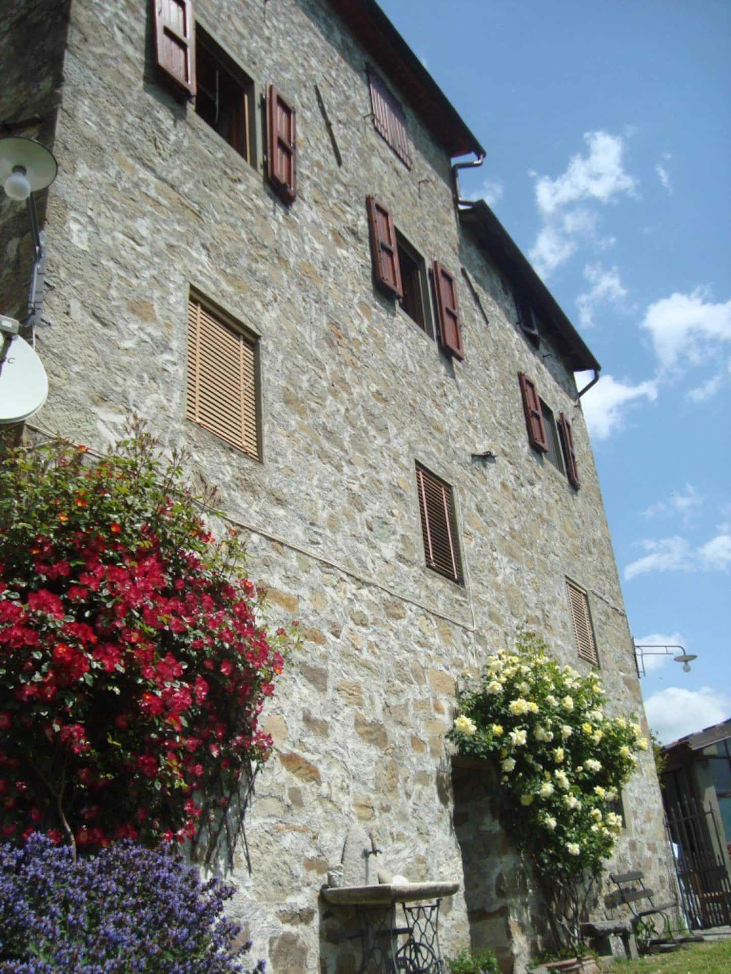Tradiční rustikální dům u Bagni di Lucca